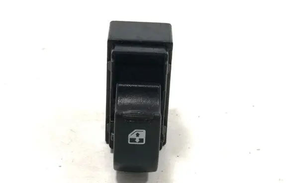 KIA Ceed Electric window control switch 1334