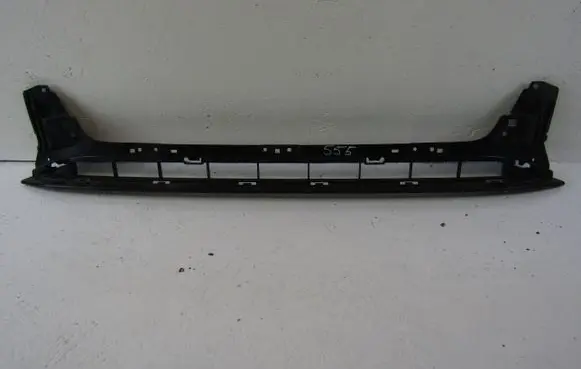 Front bumper lower grill