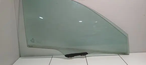 Honda CR-V Front door window glass four-door 43R00050