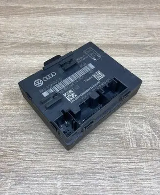 Audi A4 S4 B8 8K Door control unit/module 8K0959795D