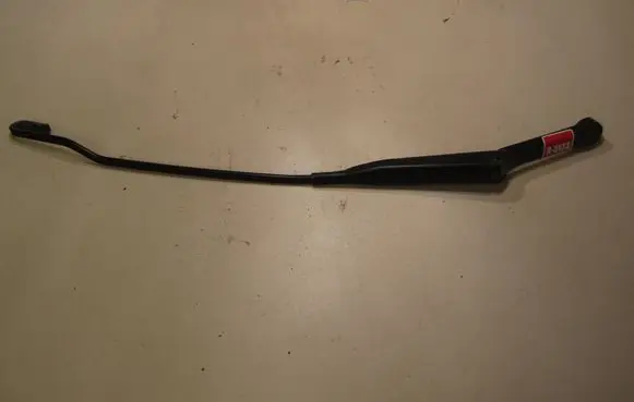 Audi A4 S4 B5 8D Front wiper blade arm 8D1955408A