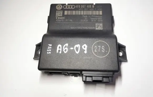 Audi A6 S6 C6 4F Gateway control module 4F0907468M