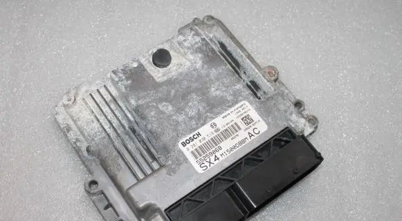 Suzuki SX4 S-Cross Engine control unit/module 3392062M10 0281030519