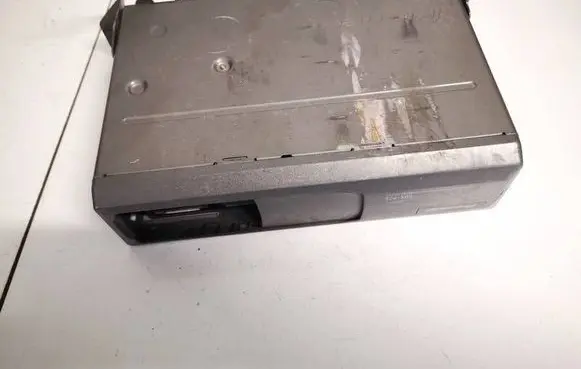 CD/DVD changer