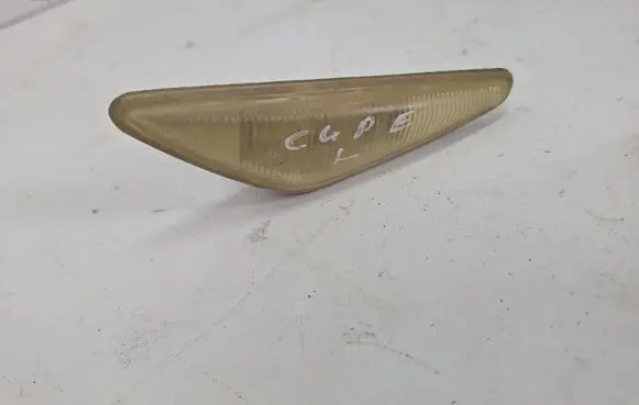 BMW 3 E46 Front indicator light 