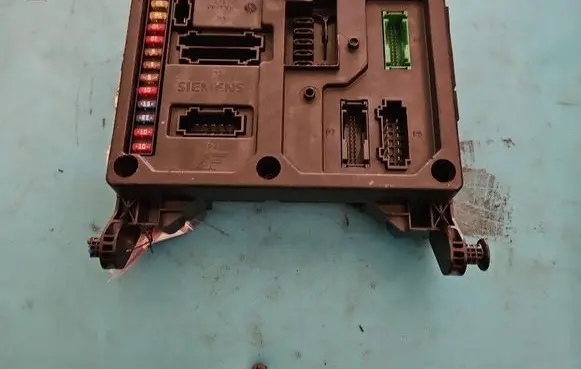 Volkswagen Sharan Central body control module 7M3962258M IMPRK1375754
