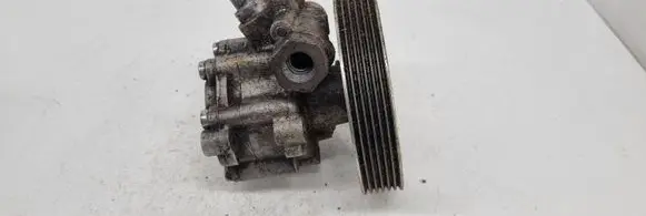Citroen C5 Power steering pump 9636086680