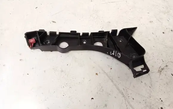 Opel Meriva B Front bumper mounting bracket