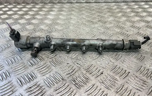 Mercedes-Benz GLA W156 X156 Fuel main line pipe A6510700700