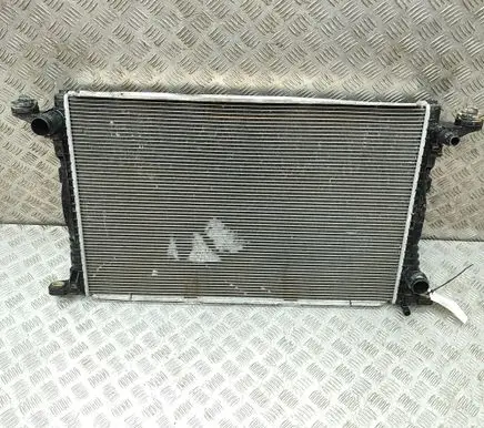 Audi Q8 Coolant radiator 8W0121251H