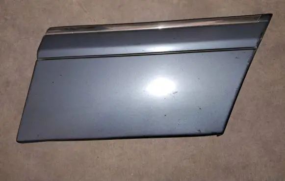 Mercedes-Benz S W126 Fender trim (molding) 1266903640