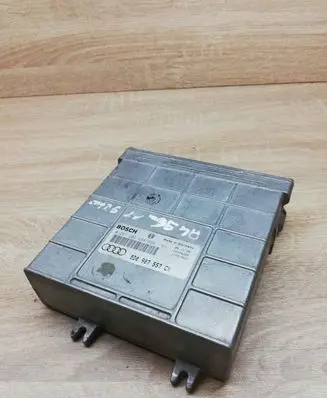Audi A4 S4 B5 8D Engine control unit/module ECU 8D0907557CX 0261203938