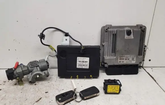 Engine ECU kit and lock set