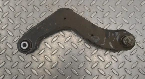 Volvo XC40 Rear upper control arm/wishbone 32221184