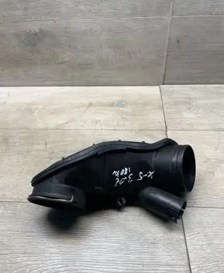 BMW X5 E70 Air intake duct part 7807493 58650910