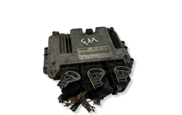 Renault Scenic I Engine control unit/module 8200269879 0281011275 8200305678