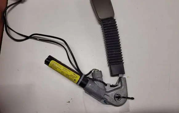 Jaguar S-Type Front seatbelt buckle 2R83F61202AFAMB
