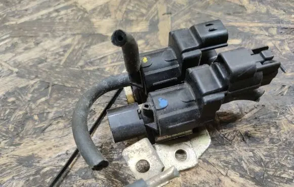 Mitsubishi Pajero Pinin Turbo solenoid valve