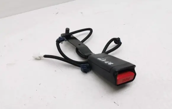 Honda HR-V Front seatbelt buckle