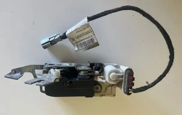 Peugeot Boxer Front door lock 9135F1