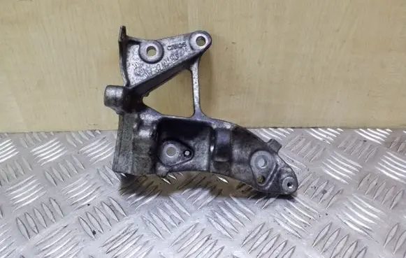 Mazda 3 I Generator/alternator bracket 9653249480