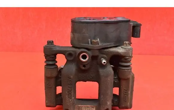 Rear brake caliper