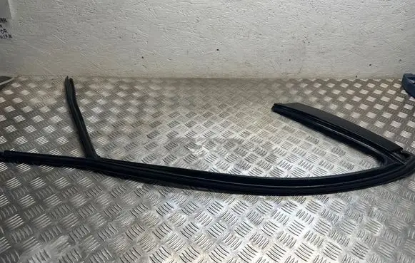 BYD Seal Door glass trim EREA5402920