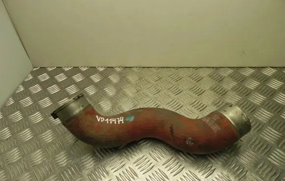 Mercedes-Benz E W212 Air intake hose/pipe A2125280882 VD11474