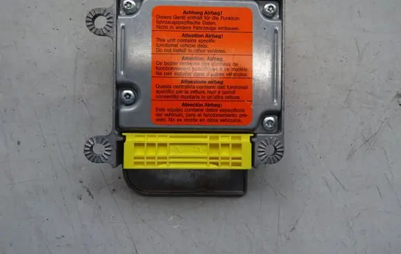 Volkswagen PASSAT B5.5 Airbag control unit/module 1C0909605B