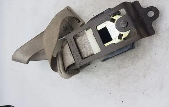 Chrysler Pacifica Front seatbelt P0TS751L2AD TA41035KEAKN