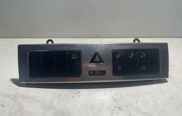 Mercedes-Benz C W203 Hazard light switch 2038706310