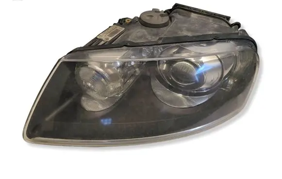 Volkswagen Touareg I Headlight/headlamp 7L6941015AM 89311931