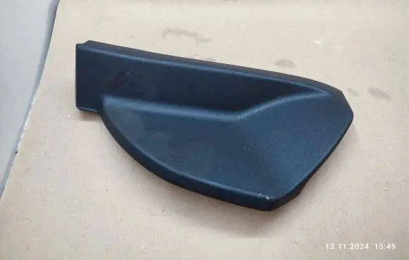 Dashboard side end trim