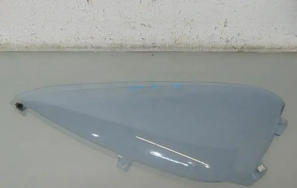 Renault Twizy Front windscreen/windshield window 