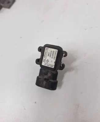 Opel Vivaro Air pressure sensor 7700111957 H105867