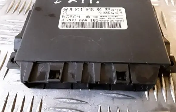 Mercedes-Benz E W211 Parking PDC control unit/module A2115456432 0263004165