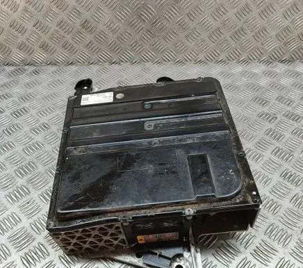 Volkswagen Golf VIII Hybrid / electric car battery 77025200121 5WA915107