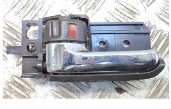 Toyota Avensis T250 Front door interior handle