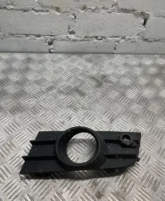 Renault Laguna III Front bumper lower grill P0012653