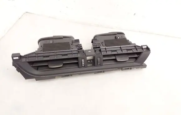 Lexus ES 300h (7th Gen) Dash center air vent grill 5566033310 5568733010