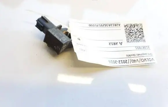 Volvo V40 Airbag deployment crash/impact sensor 31387891