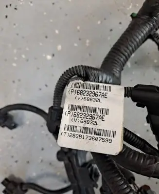 Dodge Durango Fuel injector wires 68232967AE 68832L