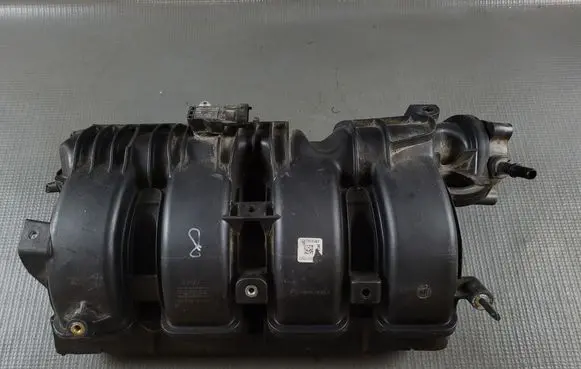 Ford Mustang VI Intake manifold FR3E9424JC BV619F479AA