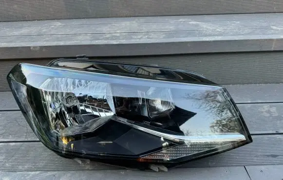 Volkswagen Caddy Headlight/headlamp 2K1941016B 1ED01228602
