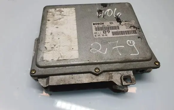 Peugeot 406 Engine control unit/module 0261204063 9624518380