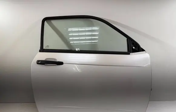 Ligier JS 50 Front door