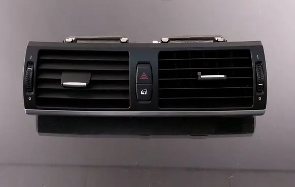 BMW X5 E70 Dash center air vent grill 716180104