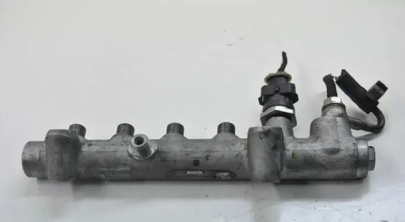 Fuel main line pipe