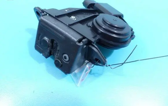 Toyota Sienna XL30 III Tailgate/trunk/boot lock/catch/latch IMPRK1257080