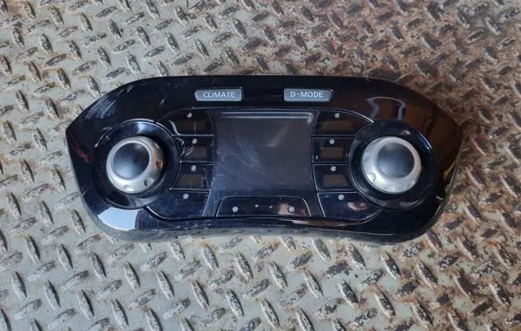 Nissan Juke I F15 Climate control unit 24845BV81D